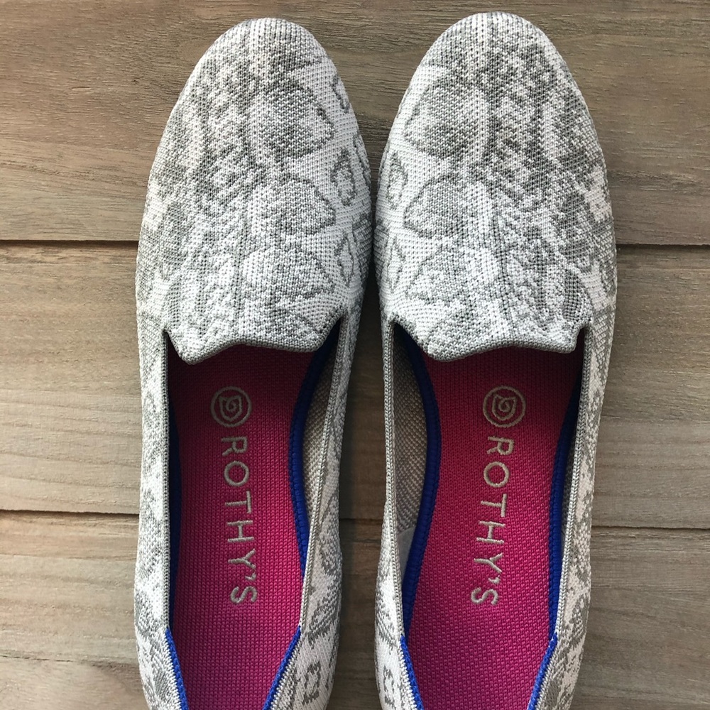 Rothy’s Loafer Sz 8.5 Excellent Cond. Snake Print